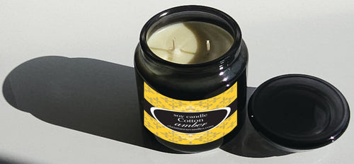 Apotho Soy Candle in Cotton Amber